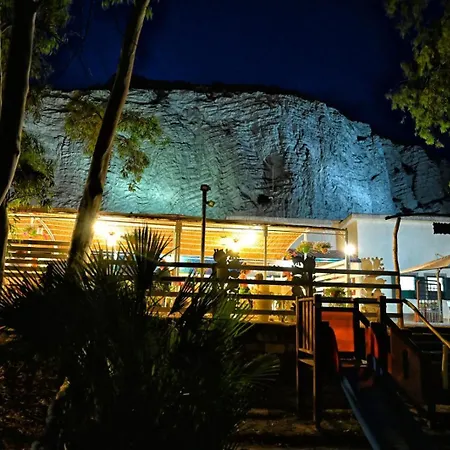 Eraclea Minoa Village Montallegro