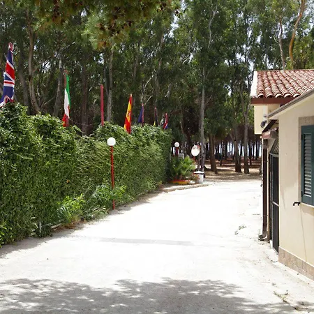 Eraclea Minoa Village 3* Montallegro