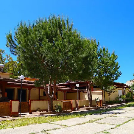 Eraclea Minoa Village