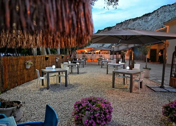 Eraclea Minoa Village 3*