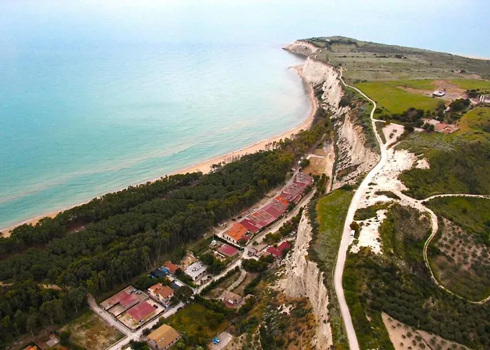 База отдыха Eraclea Minoa Village Монталлегро